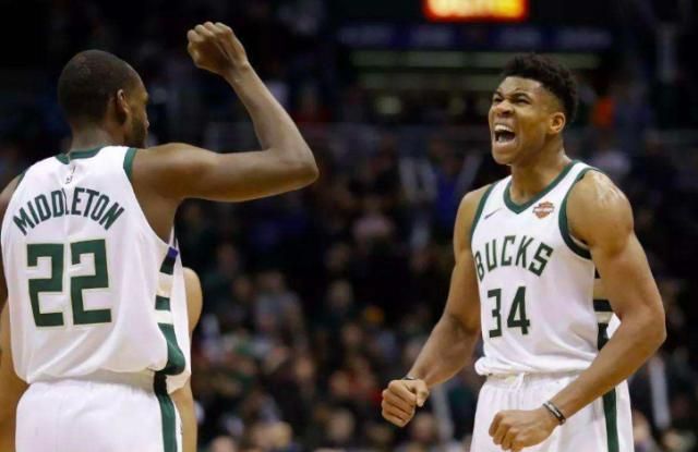 前锋的纵深 前锋的纵深